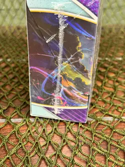 **SEALED** CHILLING REIGN Build and Battle Bundle ~ Pokemon TCG - Image 4