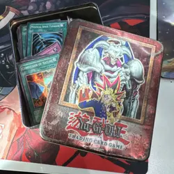 Yu-Gi-Oh! 2002 Collector's Tin Yami Yugi & Summoned Skull With Vintage Card Lot - Image 3
