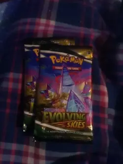Pokemon TCG Sword & Shield Evolving Skies Sleeved Booster Pack 820650808784 - Image 1