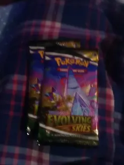 Pokemon TCG Sword & Shield Evolving Skies Sleeved Booster Pack 820650808784 - Image 2