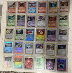 Pokemon 30 Card Lot Reverse Holo & Holo Mid Era NM/LP - Image 1