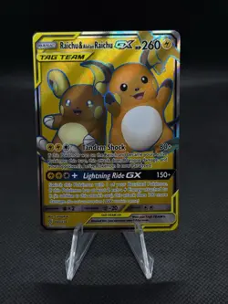 2019 POKEMON SUN & MOON UNIFIED MINDS 220 FULL ART/RAICHU & ALOLAN RAICHU GX NM - Image 1