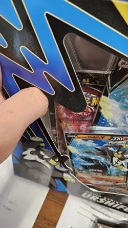 Pokemon Rapid Strike Urshifu V Box - SWSH05: Battle Styles - Image 4
