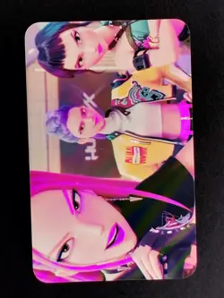 Mira Rumi Zoey KPop Demon Hunters HUNTR/X Group Selfie Photo Card Foil - Image 1