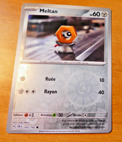 POKEMON COURONNE STELLAIRE FRANCAISE CARD REVERSE CARTE MELTAN 102/142 SCR FR M - Image 1
