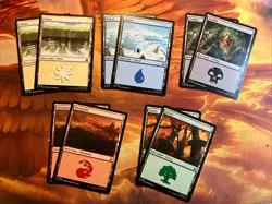 MTG 10 x Basic Land Avatar: The Last Airbender Near-Mint!! - Image 1