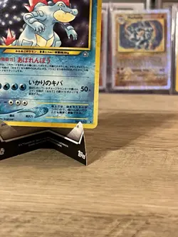 Pokemon TCG | Holo Feraligatr | Rare #160 LP | Japanese Gold, Silver, New World - Image 4