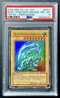 2002 Yugioh BLUE-EYES WHITE DRAGON SDK-001 DIK-P001 Portuguese 1st Edition PSA 8 - Image 1