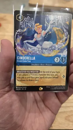 LORCANA WHISPERS IN THE WELL CINDERELLA LEGENDARY 155/204 TEXTURED DISNEY - Image 1