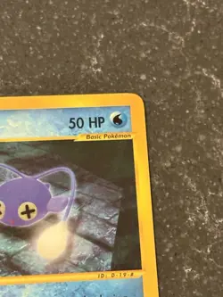 Pokemon Aquapolis 2003 WOTC Chinchou 70/147 - Image 3