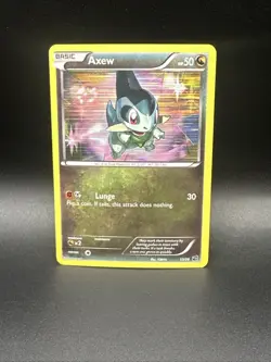 Axew - 13/20 - Holo Rare - Dragon Vault - Pokemon - Image 1