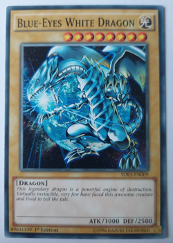 Yu-Gi-Oh! - Blue-Eyes White Dragon - SDKS-EN009 - 1st Edition - Image 1