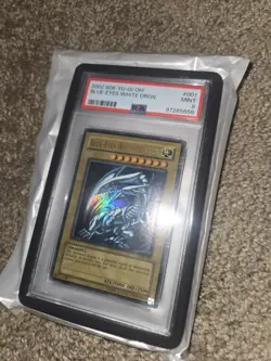 2002 YU-GI-OH! STARTER DECK: KAIBA #001 BLUE-EYES WHITE DRAGON PSA 9 - Image 3