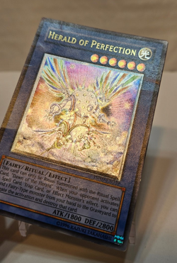 Ultimate Rare Herald of Perfection TSHD-EN039 Unlimited Yugioh 1058 - Image 3