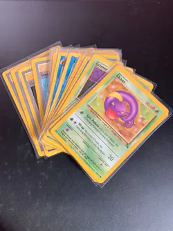 Complete Fossil Common set 16 / 62 Vintage WOTC Pokemon Cards - Image 1