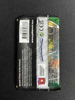 22.45 (Heavy) Evolving Skies Pokemon Booster Pack - Sealed - Image 4