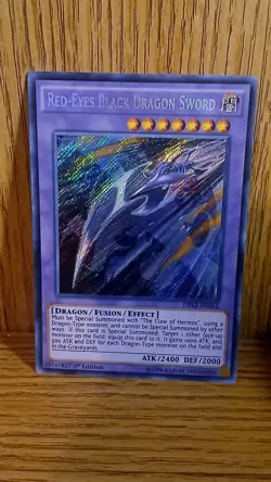 Yu-Gi-Oh! SECRET RARE HOLO CARD RED-EYES BLACK DRAGON SWORD DRL2-EN012 1ST NM - Image 3