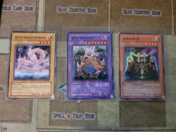 YUGIOH KING DRAGUN FET SUPER + DIVINE DRAGON RAGNAROK NM + LORD OF D 1ST SDK LP - Image 1