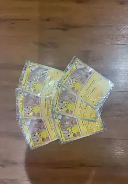 6x Pokemon Pikachu at the Museum Jumbo Promo Card - Natural History - Sealed - Image 1