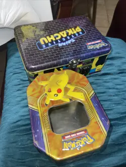 Pokemon TCG Detective Pikachu Collectors Chest Tin Lunch Box Cards 200+ - Image 1