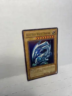 Yu-Gi-Oh Blue-Eyes White Dragon Light Card Rare SDK-001 CGBZ1-B￼ Fair condition - Image 2