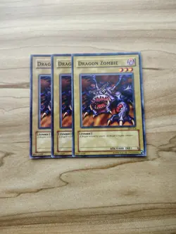 Yu-Gi-Oh! - Dragon Zombie 3X - Full Playset - Image 1