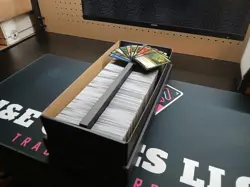 MTG Bulk Lot - Over 2,000 Magic Cards - Commons/Uncommons with 10 Foils - Image 2