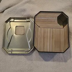 500-1000 Yu-gi-oh Cards And Tin - Image 1