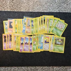 Pokemon TCG Base Set 2 : Lot 47 Cards Weedle Vulpix Venonat Sandshrew Paras - Image 1