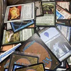 Unsorted Magic: The Gathering TCG and CCG Trading Cards (2000 Plus Cards) - Image 2
