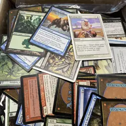 Unsorted Magic: The Gathering TCG and CCG Trading Cards (2000 Plus Cards) - Image 3