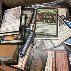 Unsorted Magic: The Gathering TCG and CCG Trading Cards (2000 Plus Cards) - Image 4