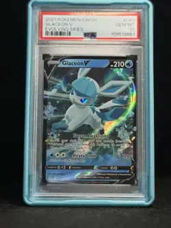 Pokemon 2021 SWSH Evolving Skies Glaceon V Card #040/203 PSA 10 - Image 1