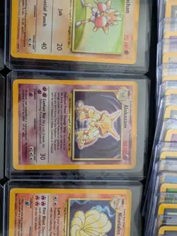 Pokemon Base Set Vintage Lot 60+ cards - 6 holos including Alakazam and Mewtwo - Image 3