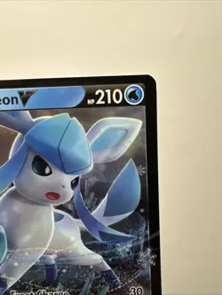 Glaceon V SWSH196 SWSH: Sword & Shield Promo Cards Holo - Image 3