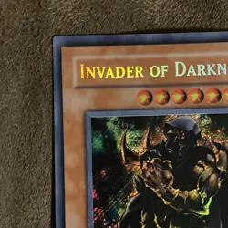 Invader of Darkness - IOC-111 - Secret Rare LP Invasion of Chaos Yugioh - Image 4