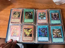 Vintage Yu-Gi-Oh Binder! All Holos! Please Read Description (HP-DMG) - Image 5