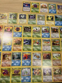 pokemon jungle and fossil lot set total of 62 cards - Image 3