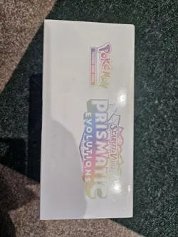 Pokemon TCG Scarlet & Violet Prismatic Evolutions Pokemon Centre ETB - Image 4