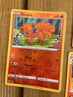Lot de 5 Cartes Pokemon Type Feu - Goupix, Pyrobut, Dracaufeu, Reptincel - Image 5