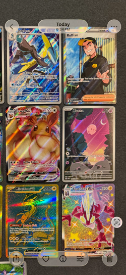 Pokemon Card 17 Lot Near Mint Illustration Rares Charizard Eevee Hyper Rares - Image 4