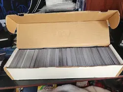 MTG Magic the Gathering - Overfilled 800+ Common Cards Lot. - Image 1