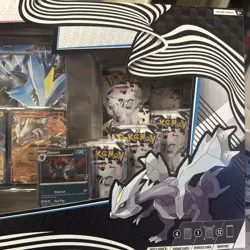 Pokemon Unova Heavy Hitters Premium Collection Costco - Scarlet Violet BRAND NEW - Image 2