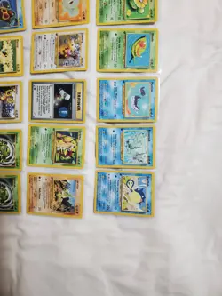 30 Cards Pokemon 1st EDITION 2001 Neo Discovery Genisis card lot vintage WOTC - Image 3