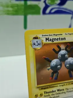 Pokemon 1999 TCG Magneton Base Set 2 Holo Unlimited Holo Rare Card #9/130 ** - Image 2
