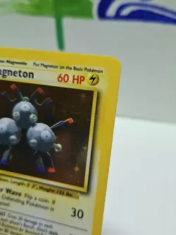Pokemon 1999 TCG Magneton Base Set 2 Holo Unlimited Holo Rare Card #9/130 ** - Image 3