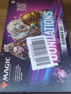 Magic: The Gathering Foundations Beginner Box - Image 4