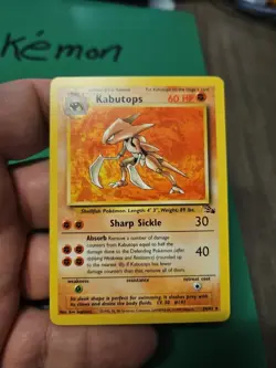 Pokemon TCG Kabutops Fossil Card 24/62 Regular Rare, LP Condition - Image 1
