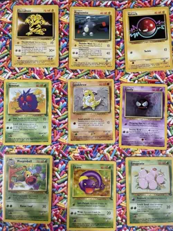 Vintage Pokemon Binder Collection Base Set NM-HP Condition 1999 WOTC TCG Lot #15 - Image 1