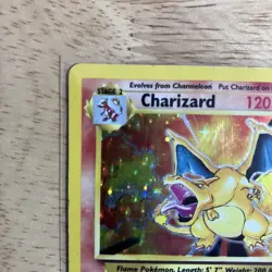 Charizard 004/102 - 1999 Pokemon Base Set - Wizards of the Coast - Image 3